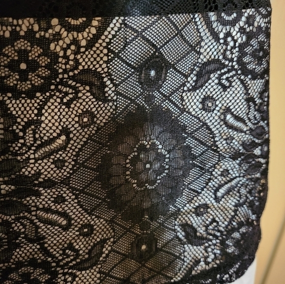 Express tank top - Picture 3 of 5